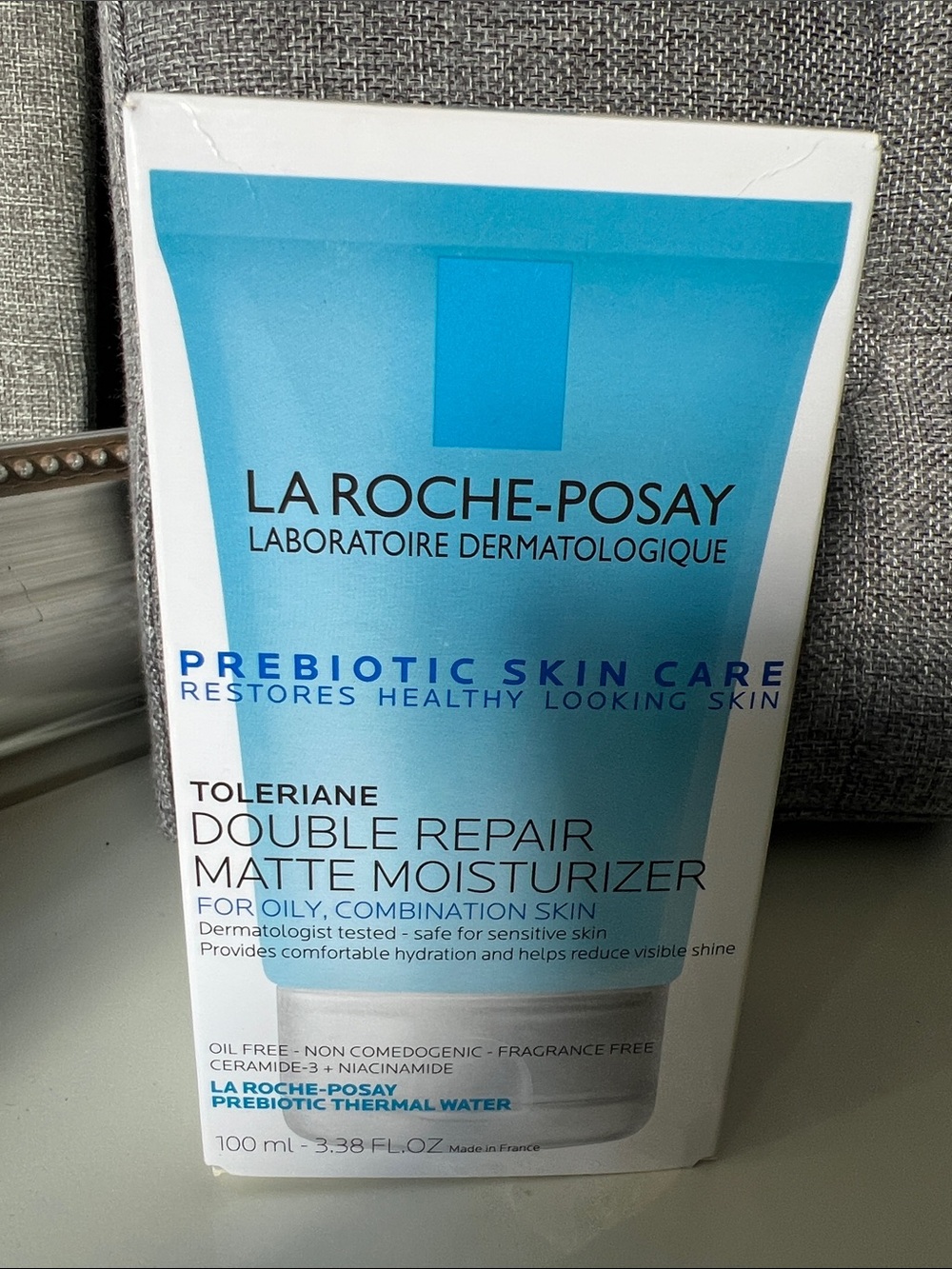 La Roche-Posay Toleriane Double Repair Matte Moisturizer - Blue